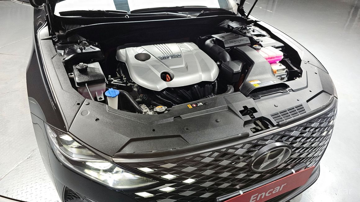 Hyundai Grandeur - фото 5