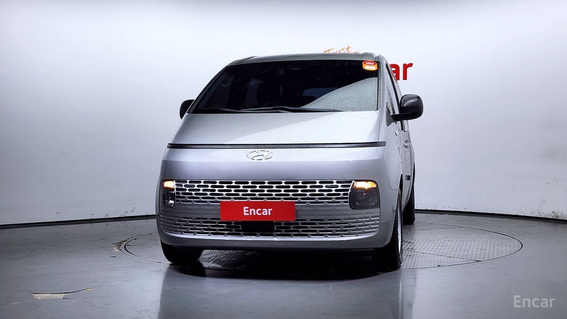 Hyundai Staria - фото 2