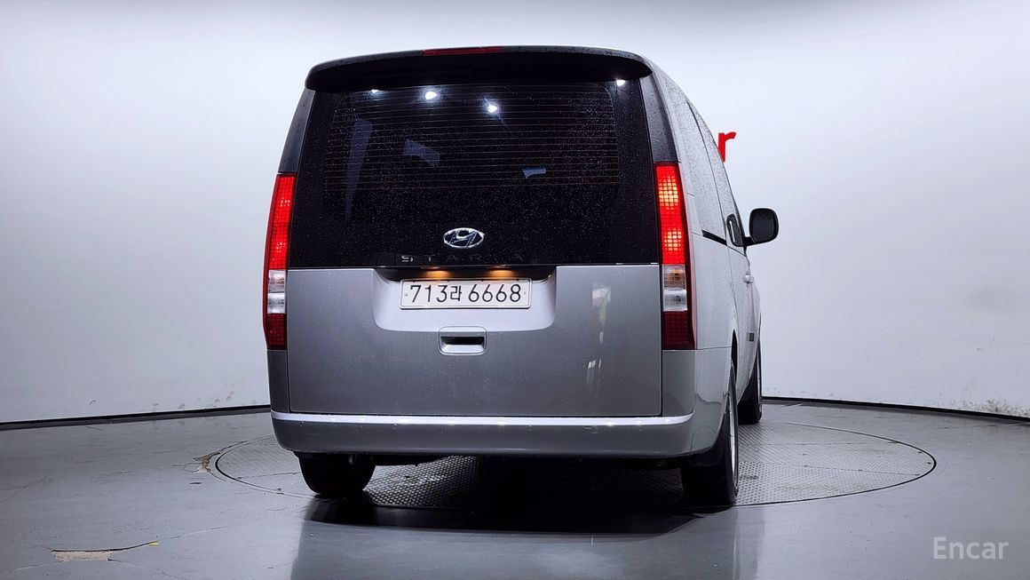 Hyundai Staria - фото 3