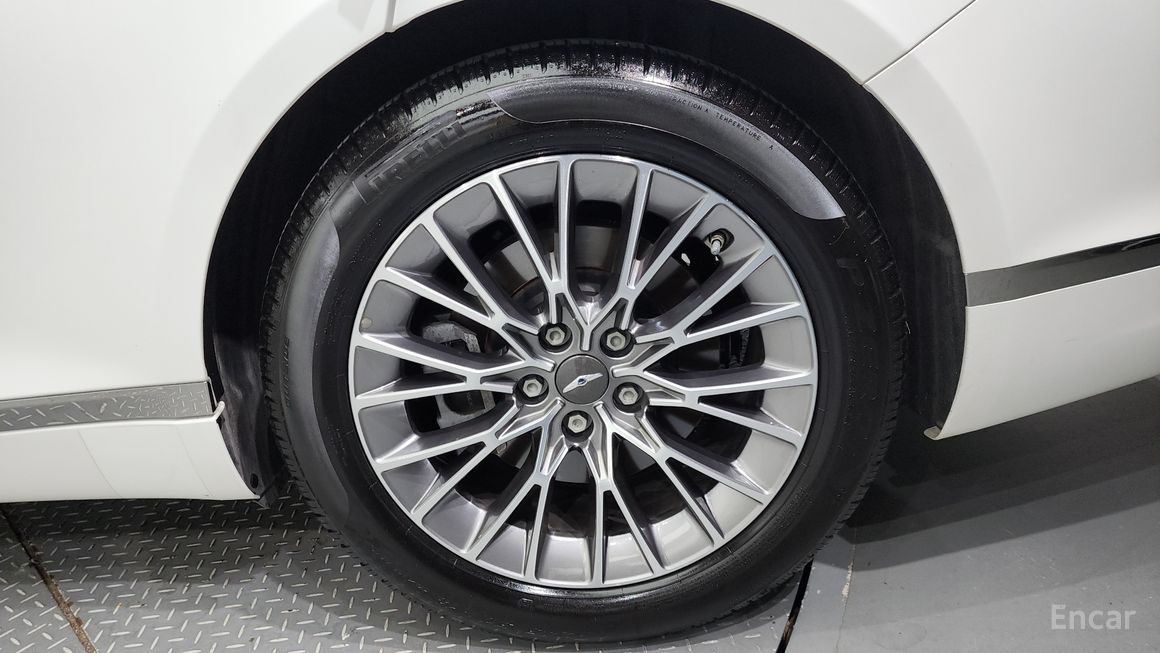 Genesis G80 - фото 4