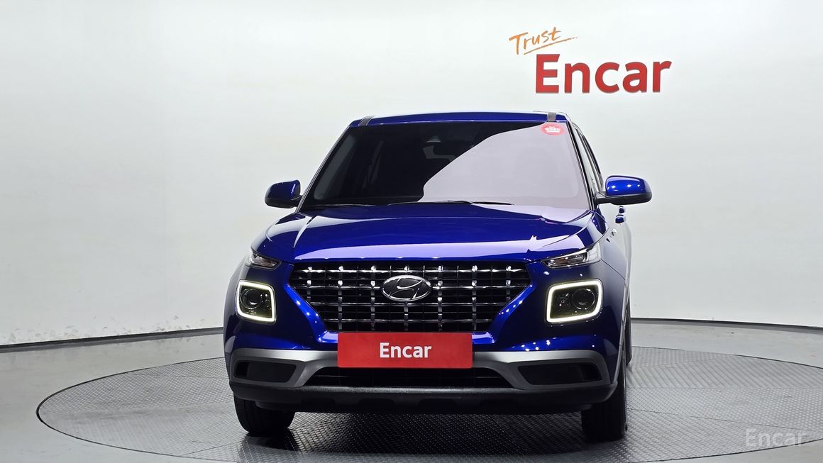 Hyundai Venue - фото 2