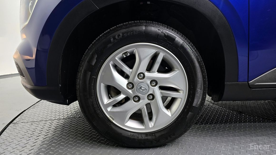 Hyundai Venue - фото 4