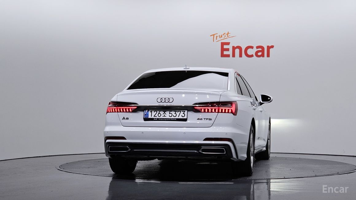 Audi A6 - фото 3