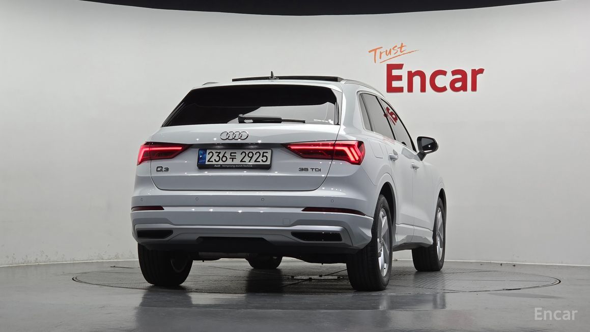 Audi Q3 - фото 3