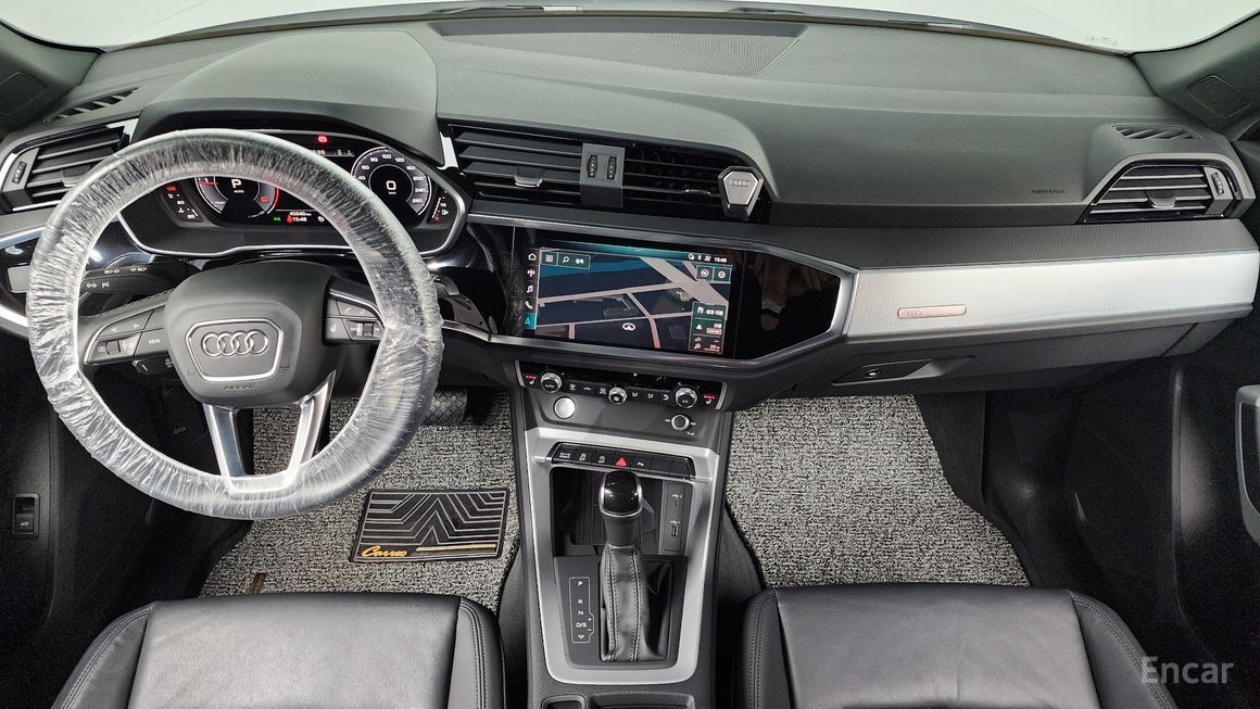 Audi Q3 - фото 6