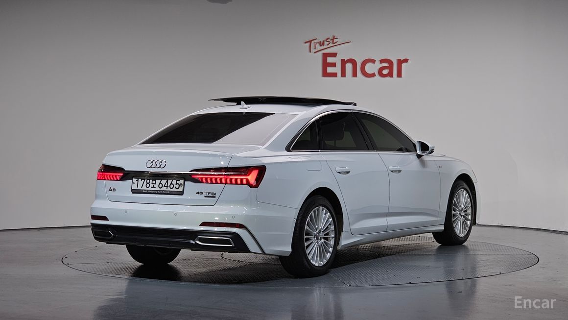 Audi A6 - фото 1