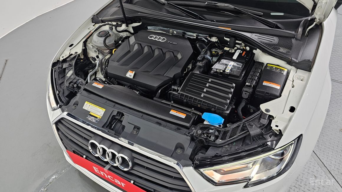 Audi A3 - фото 5