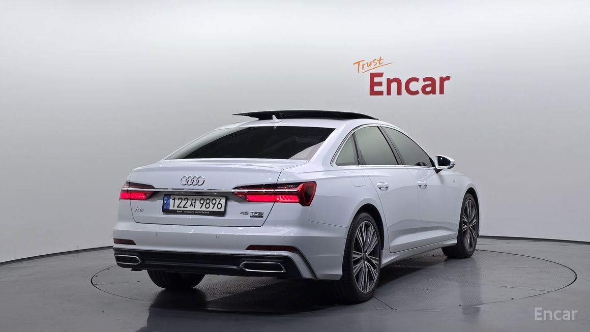 Audi A6 - фото 1