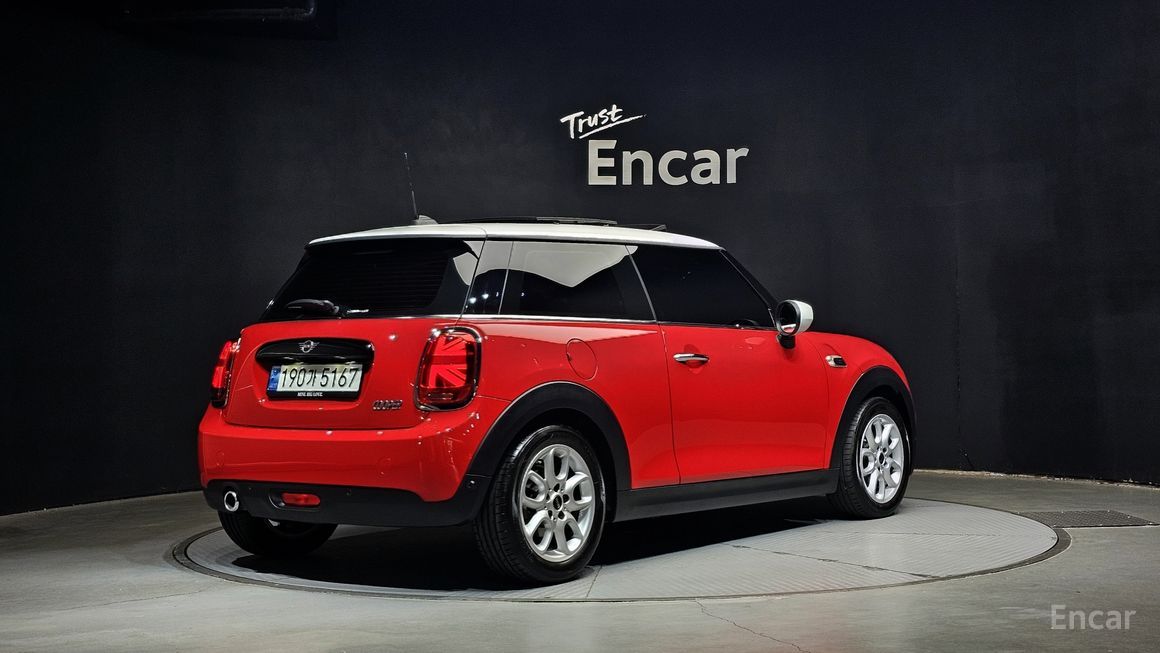 Mini Cooper - фото 1