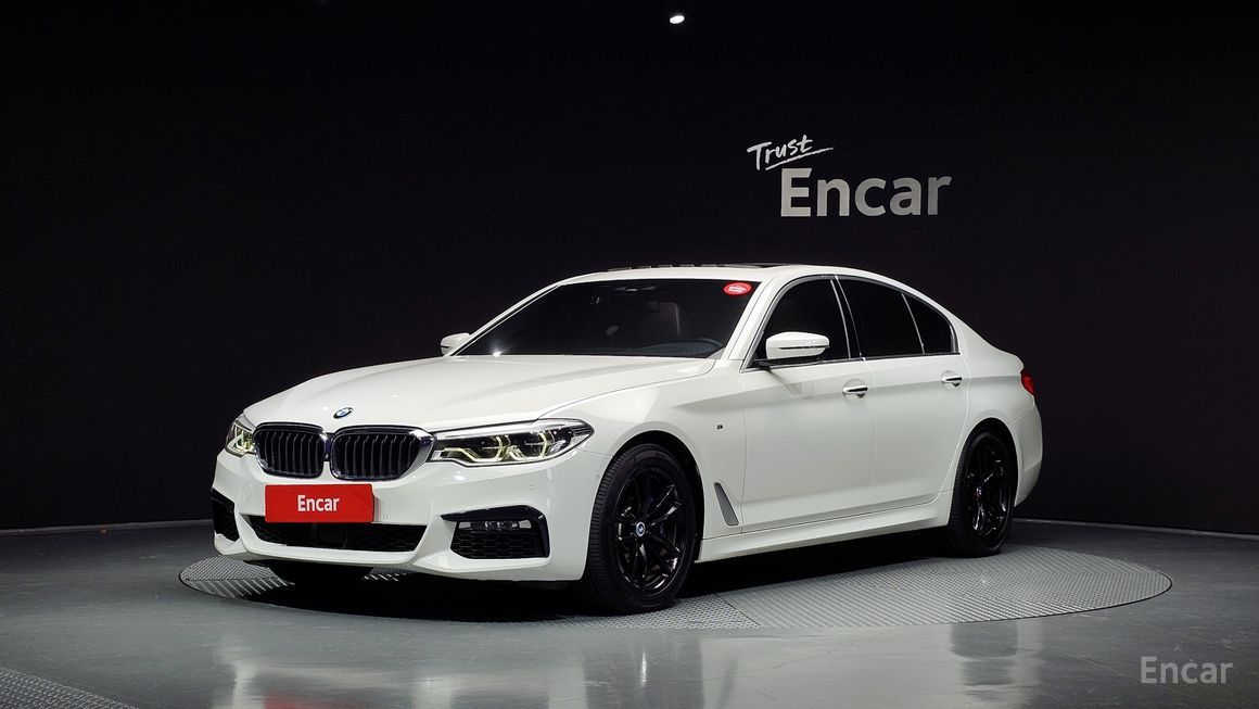 BMW 5 Series - фото 0