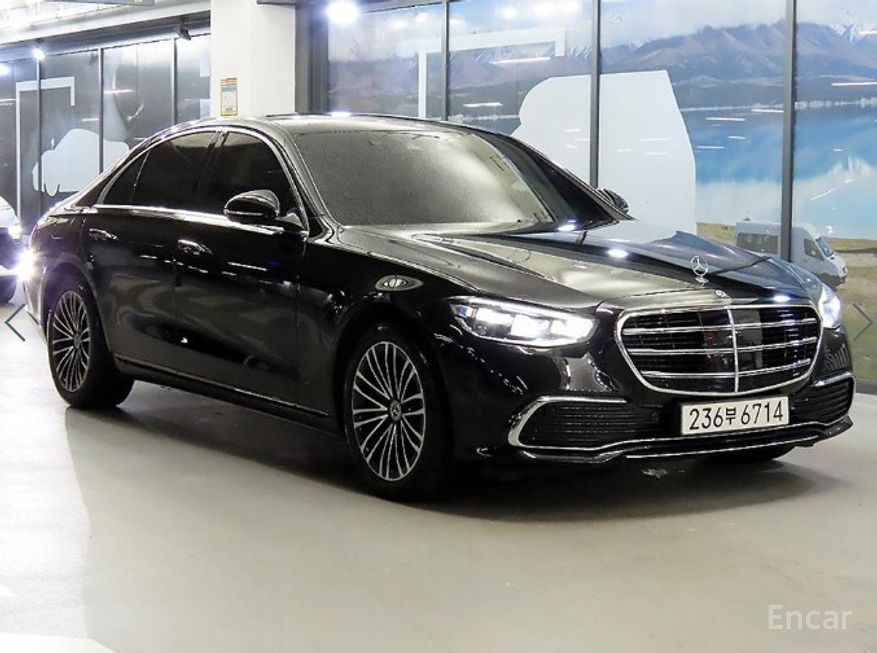 Mercedes-Benz S-Class - фото 0