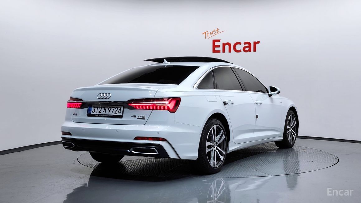 Audi A6 - фото 1