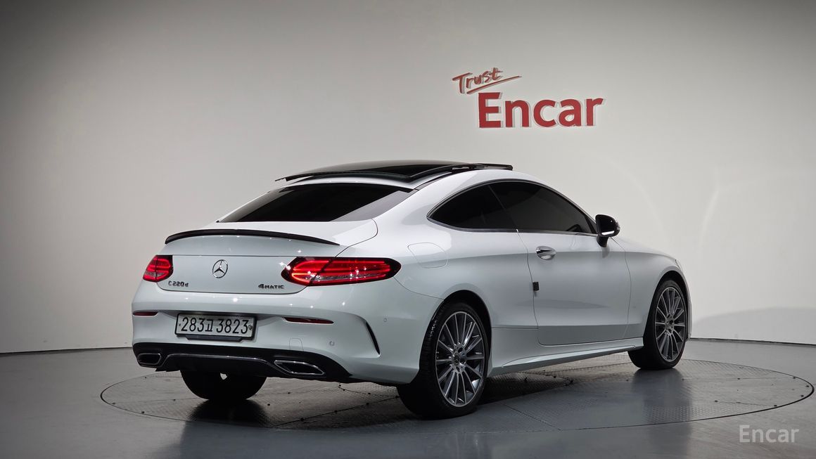 Mercedes-Benz C-Class - фото 1