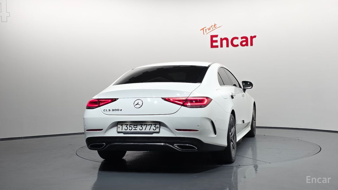 Mercedes-Benz CLS-Class - фото 3