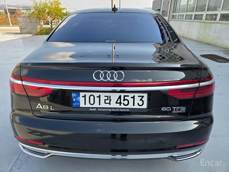 Audi A8 - фото 3