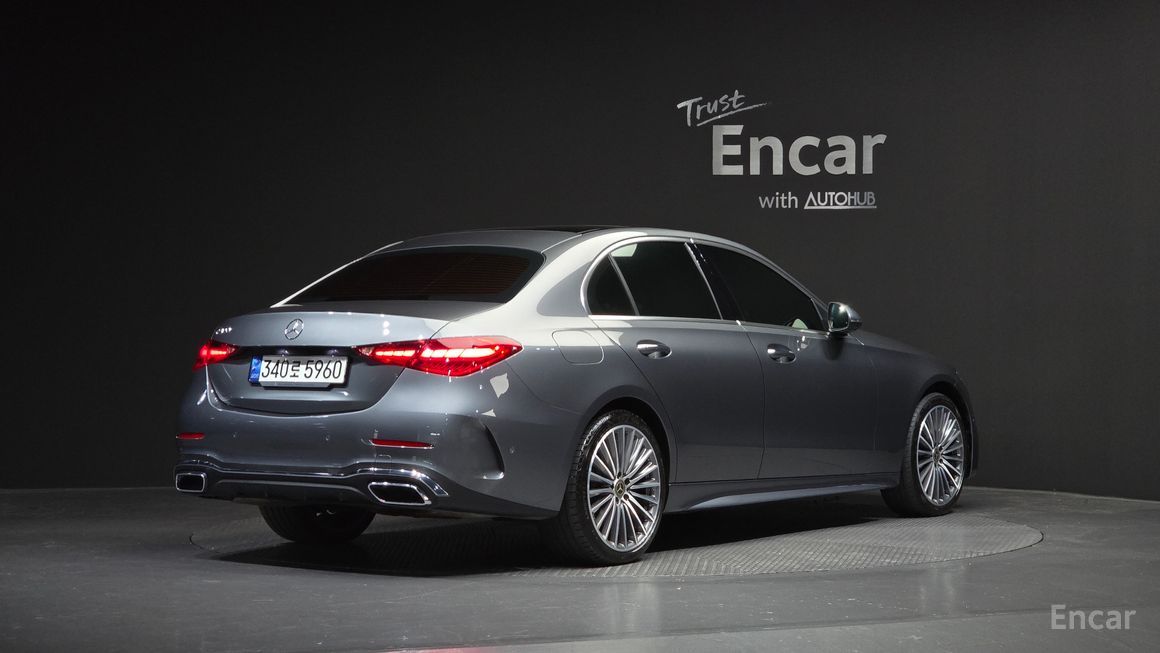 Mercedes-Benz C-Class - фото 1