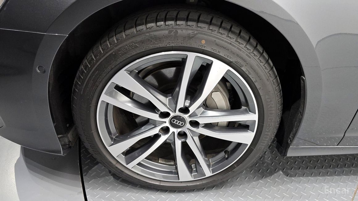 Audi A6 - фото 4