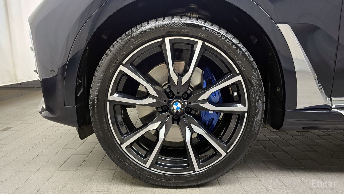 BMW X7 - фото 4