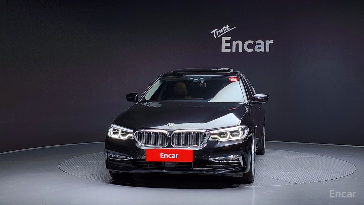 BMW 5 Series - фото 2