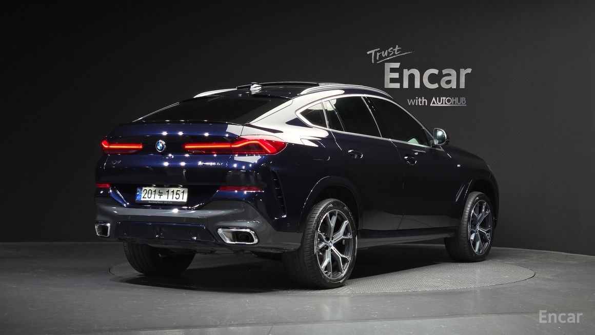 BMW X6 - фото 1