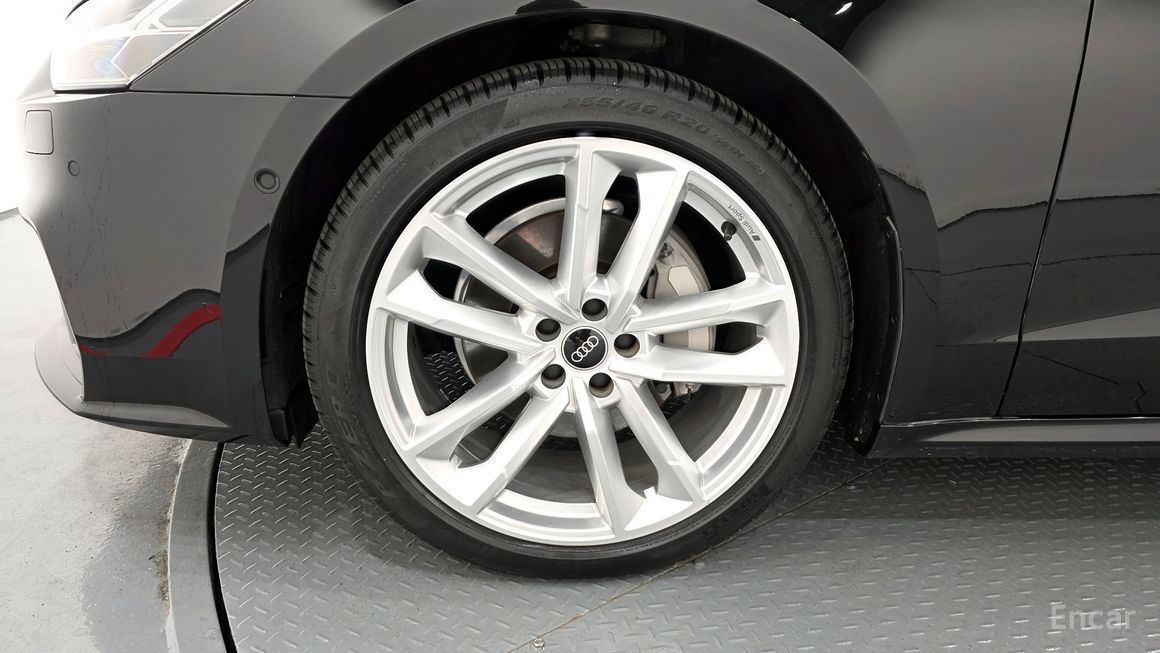 Audi A7 - фото 4