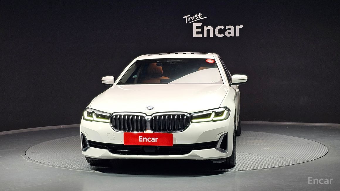 BMW 5 Series - фото 2