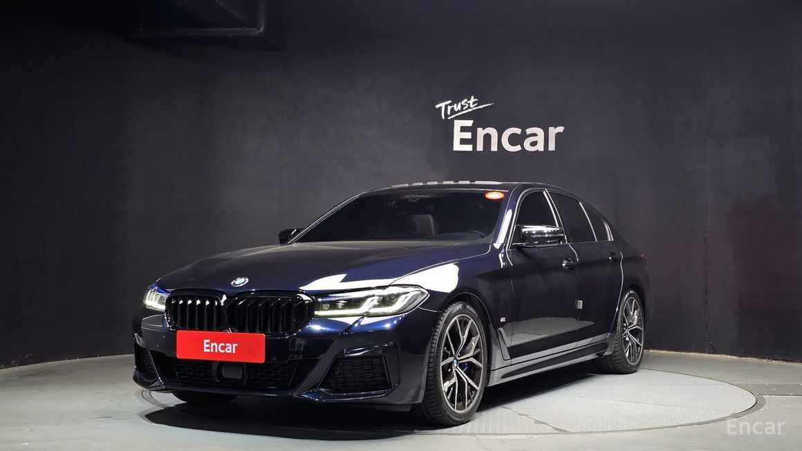 BMW 5 Series - фото 0