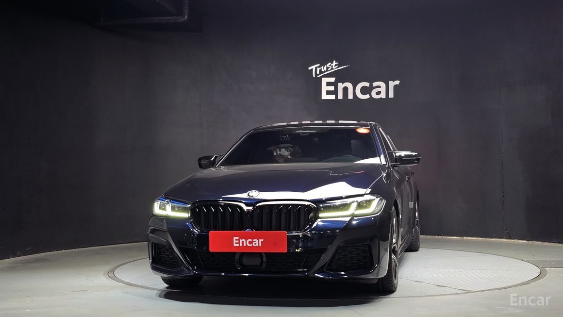 BMW 5 Series - фото 2