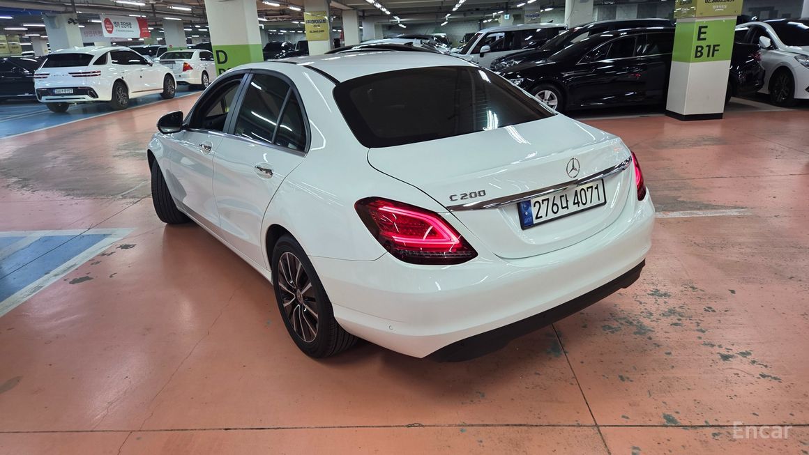 Mercedes-Benz C-Class - фото 3