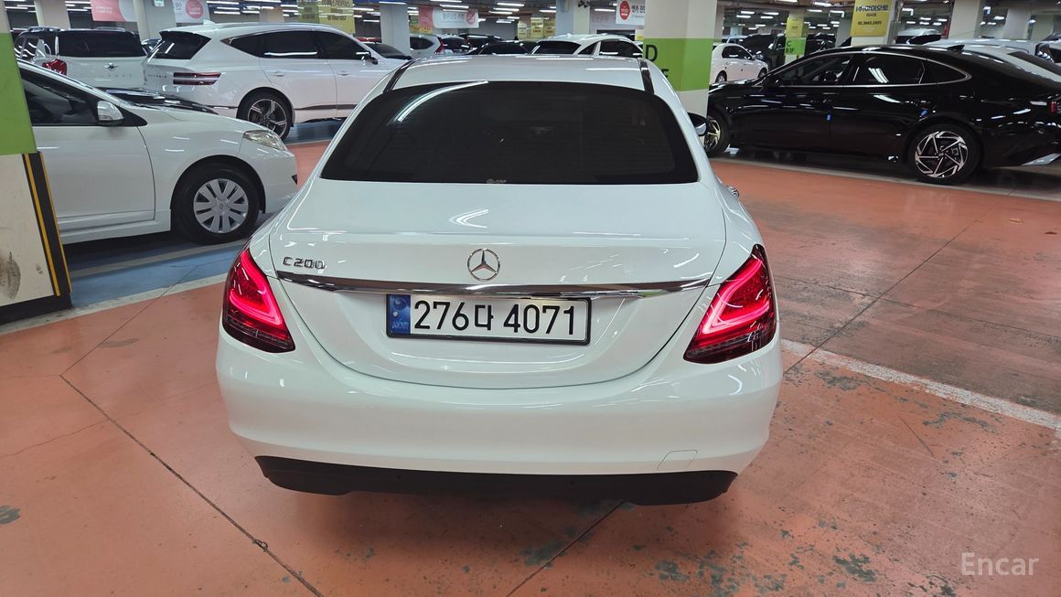 Mercedes-Benz C-Class - фото 4