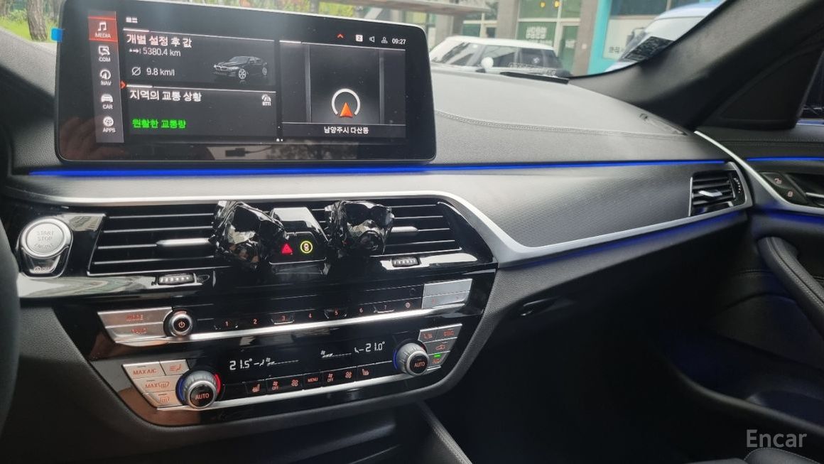 BMW 5 Series - фото 6