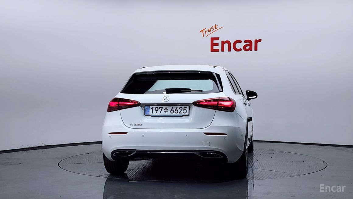 Mercedes-Benz A-Class - фото 3