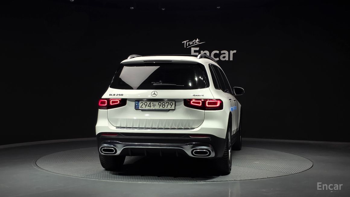 Mercedes-Benz GLB-Class - фото 3