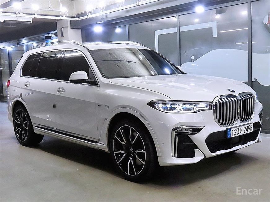 BMW X7 - фото 0