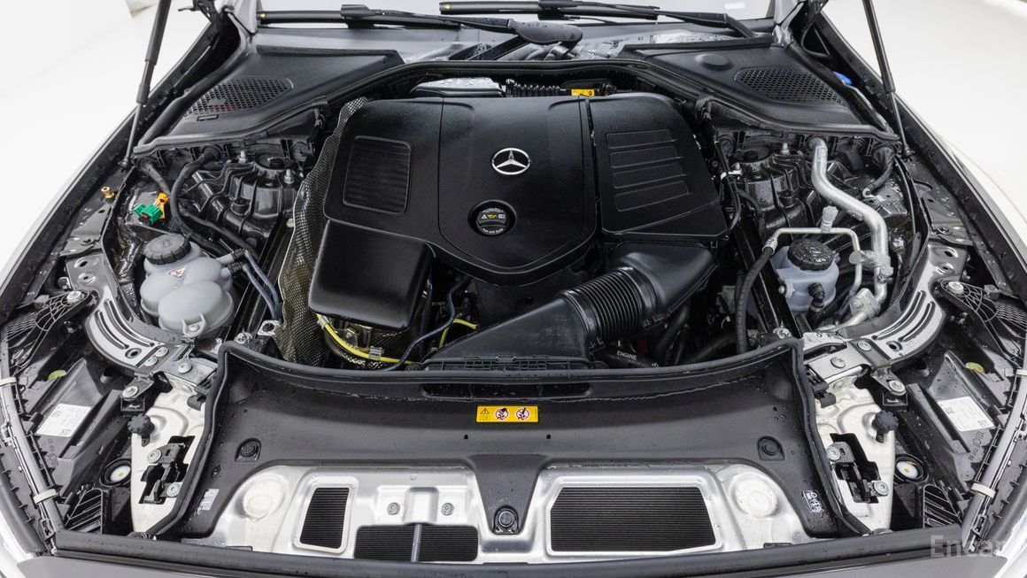 Mercedes-Benz E-Class - фото 5