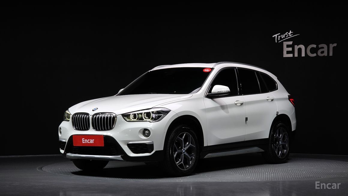 BMW X1 - фото 0