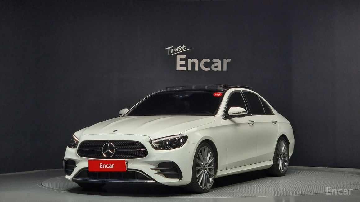 Mercedes-Benz E-Class - фото 0