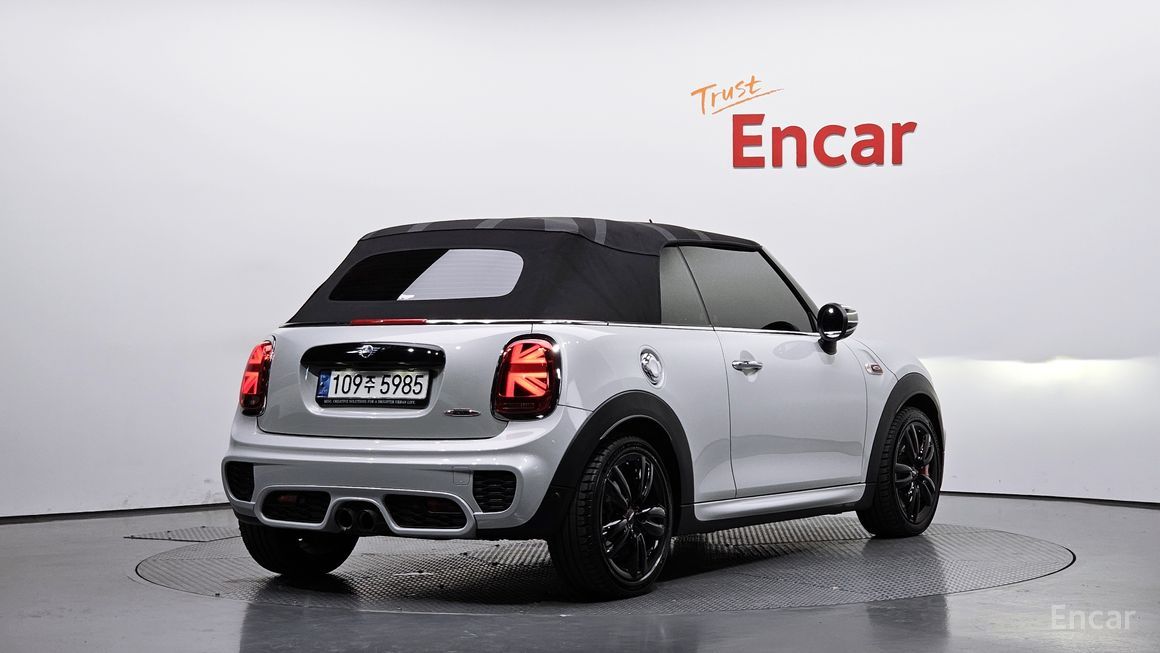 Mini Cooper Convertible - фото 1