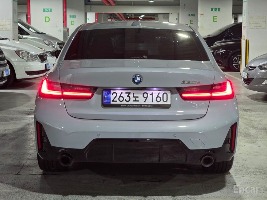 BMW 3 Series - фото 2