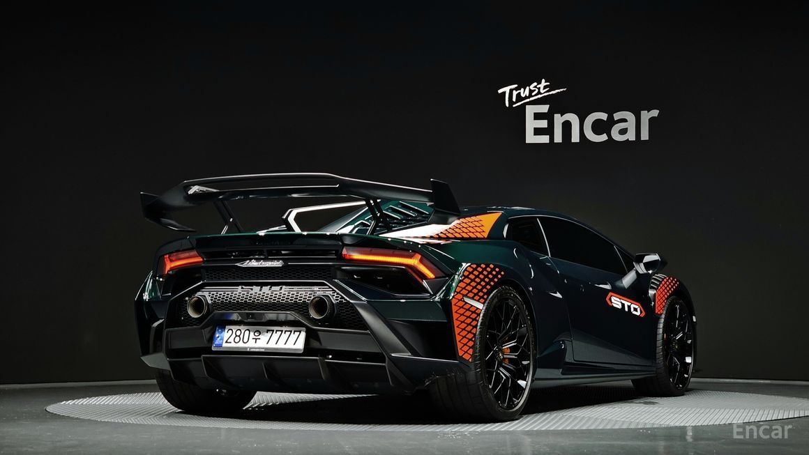 Lamborghini Huracan - фото 1