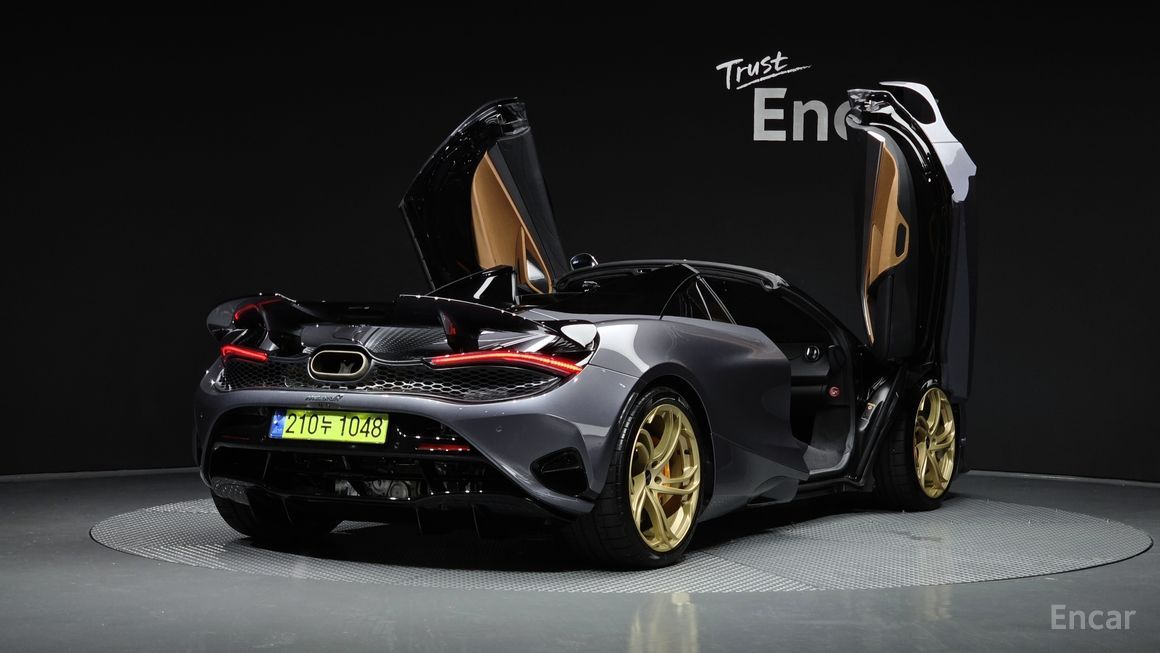 McLaren 750S - фото 1